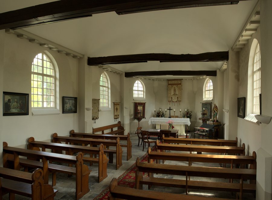 File:Molenschot - Sint Annakapel.jpg