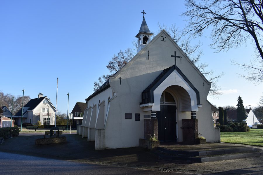 File:Corneliuskapel, Gastel (2).jpg
