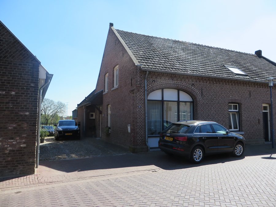 File:Dorpstraat 31a, Heel.JPG