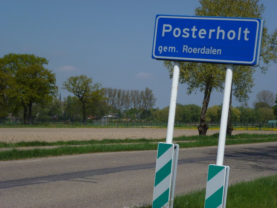 File:Posterholt (Roerdalen) entreebord.JPG