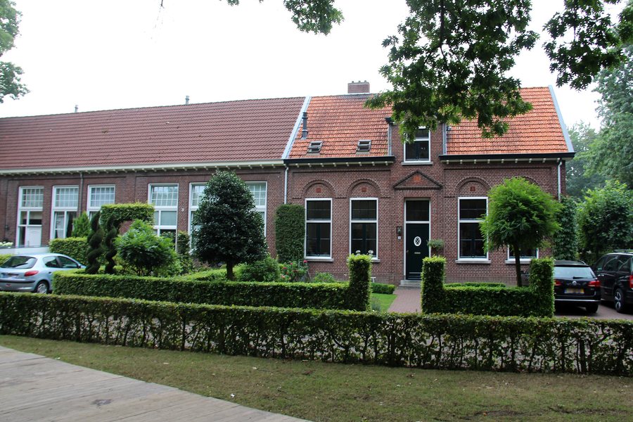 File:Melderslo - Rector Mulderstraat 4 Voormalige openbare lagere school.jpg