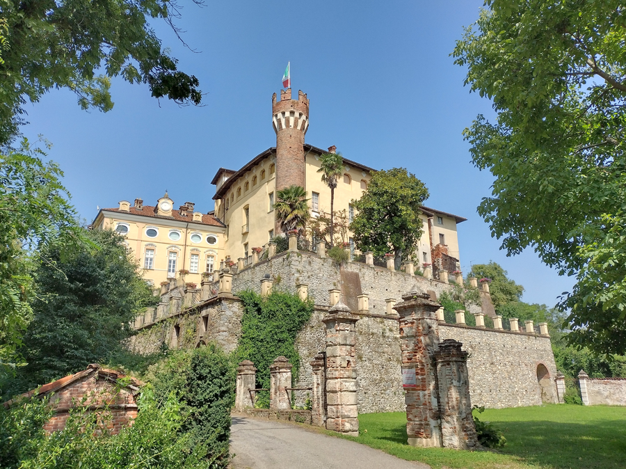 File:Castello di Castellengo 06.png