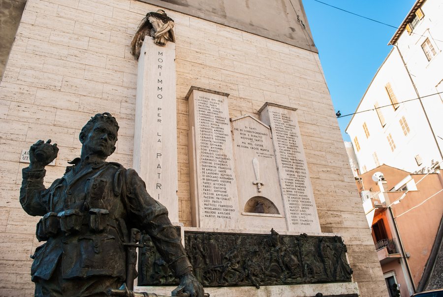 File:Monumento ai Caduti 1915 - 1918, Monsampolo del Tronto (AP).jpg