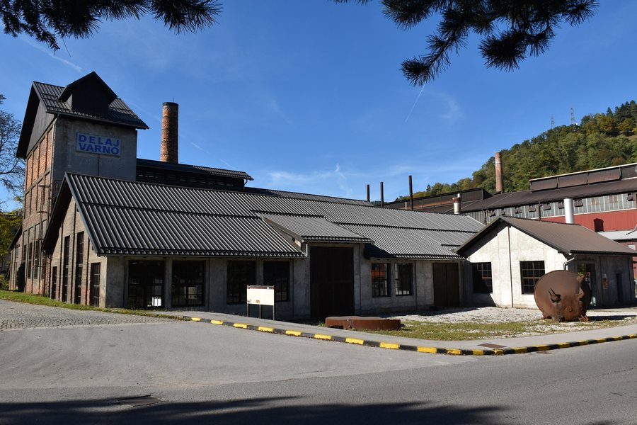 File:7752, stara železarna, Ravne na Koroškem 1.jpg