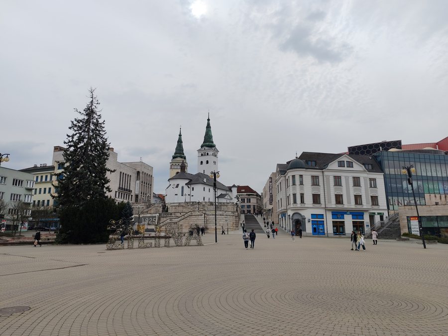 File:Andrej Hlinka Square in Žilina.jpg