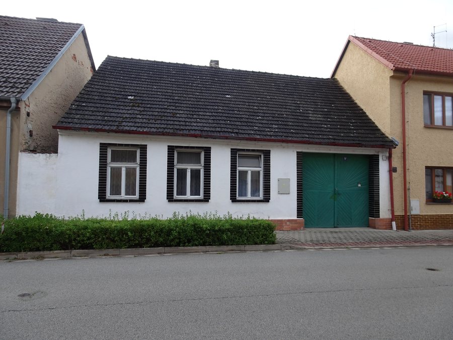 File:Lomnice nad Lužnicí, Budějovická 57.jpg