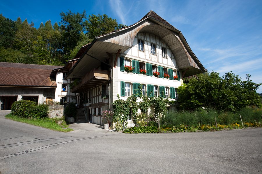 File:Wohlen BE Hofmuehle.jpg