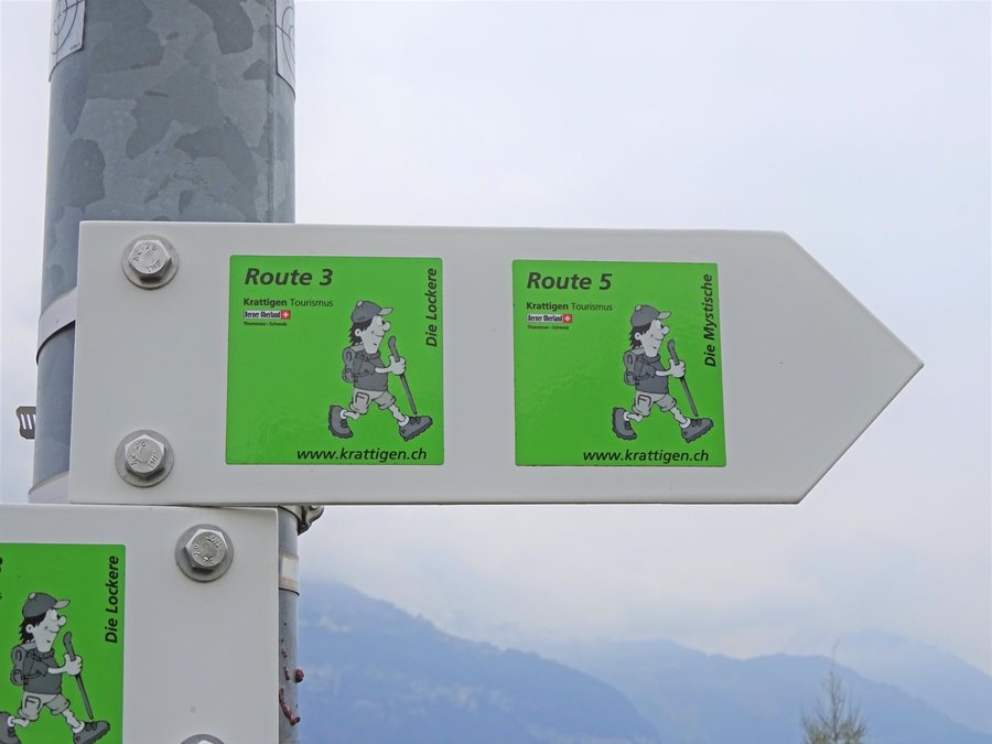 File:Krattigen Rundwanderungen.jpg