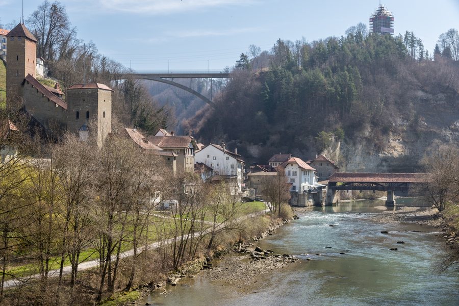 Fribourg - Saane, Stadtbefestigung und Brücken (2019)