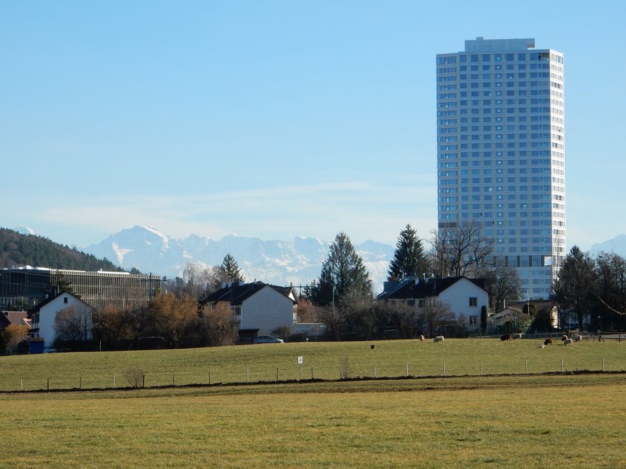 File:Ostermundigen mit Alpen 01.jpg